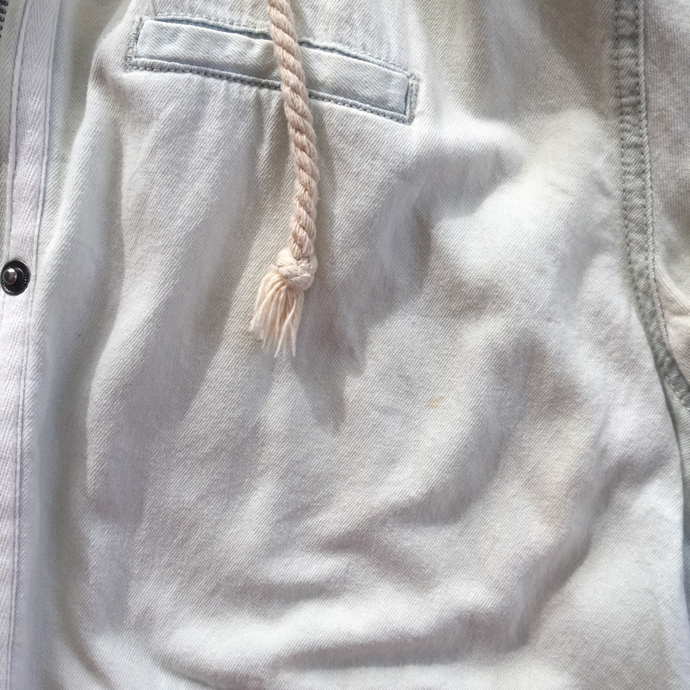 Jean-ish jacket - Picture 4 of 4